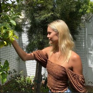 Urban Outfitters Giselle cropped top